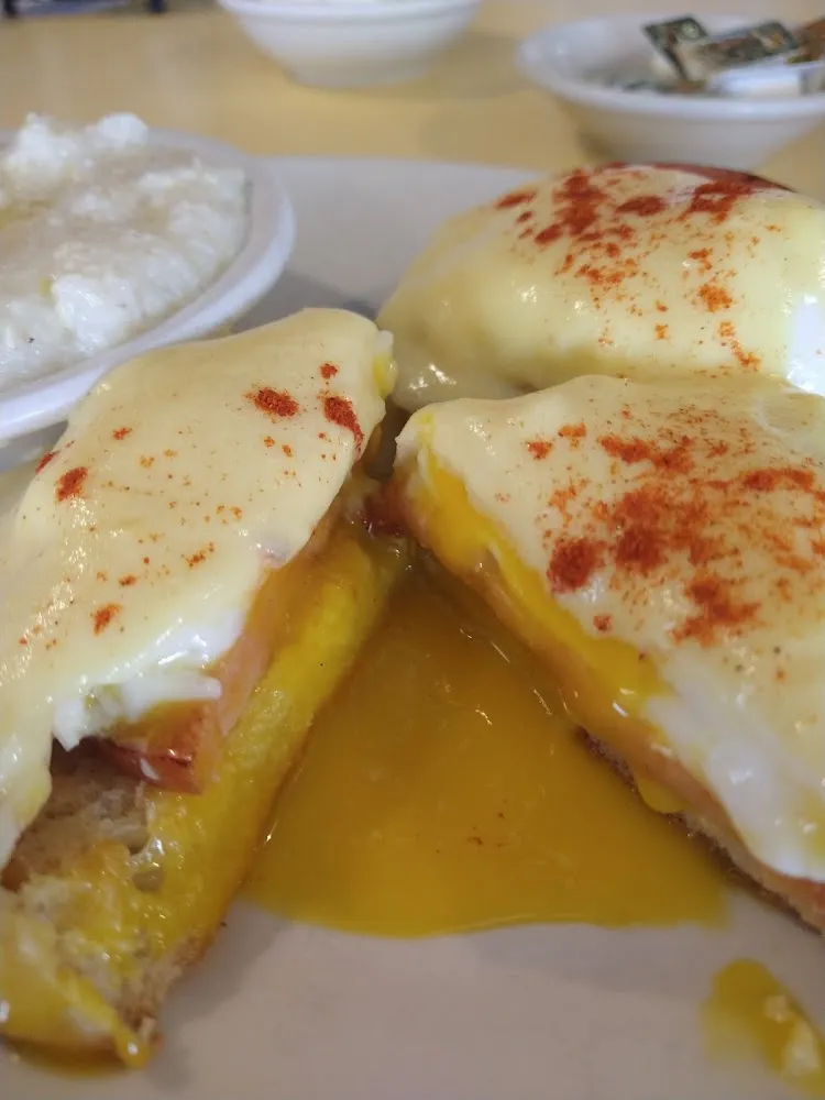Eggs Benedict
